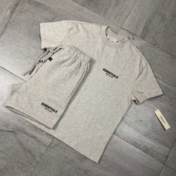 Essentials set