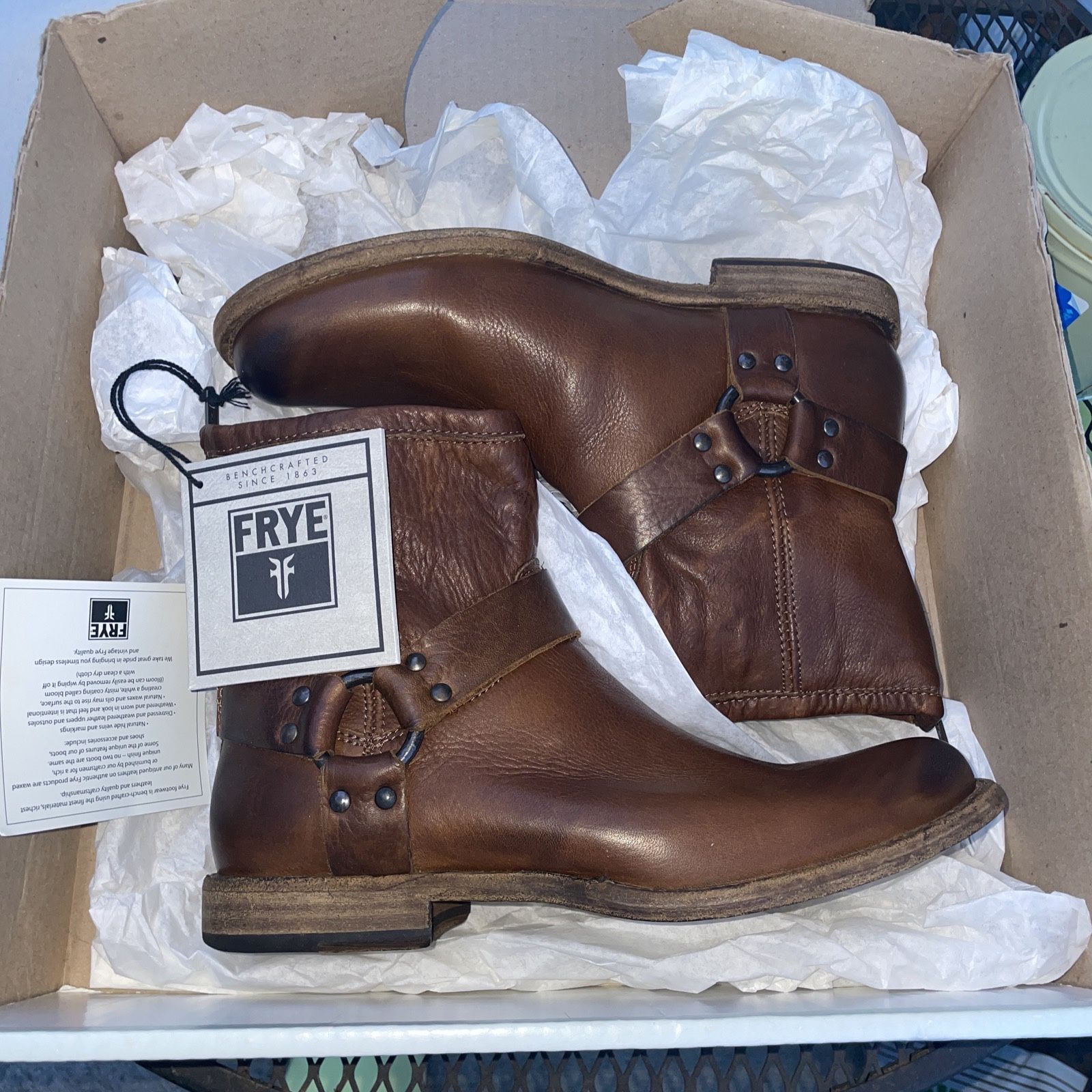 frye  phillip harness cognac MEN size 7M 87870