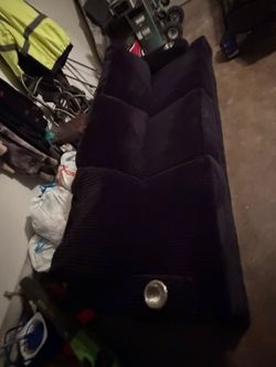 LIKE NEW black couch not boneless… USB connections, cupholders like new