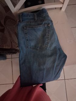Tŵo pants $5.00 e. One is Levi's  the other is regular thick and nicest like new both sizes  38x30