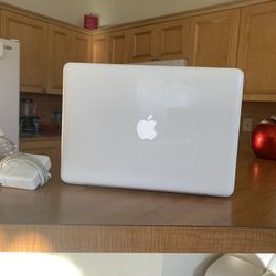 MacBook Apple Laptop 
