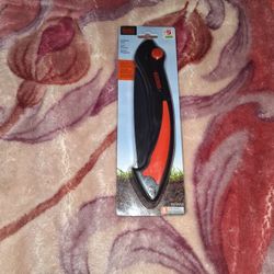 Black + Decker Folding Saw