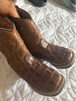 Baby boots 4t