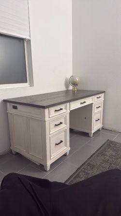 Hard wood office desk
