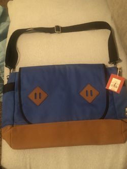 Blue tote bag
