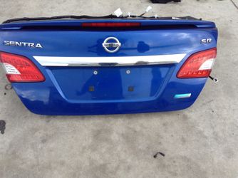 For Nissan Sentra 2013 Rear Trunk lid Assembly with tail lightship