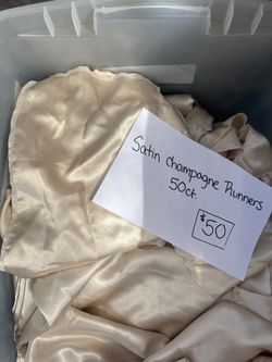 Champagne Gold Runners