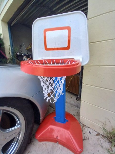 Kids Basketball Hoop MAKE OFFER COME GET IT