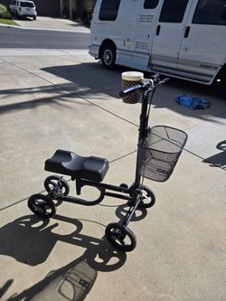 Knee scooter