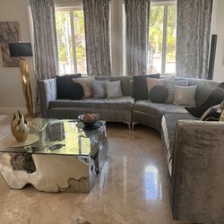 Z Gallerie Inpired Sectional In Great Condition 