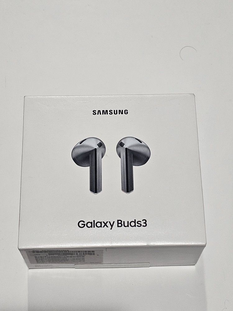 New Sealed Samsung Galaxy Buds 3 Silver