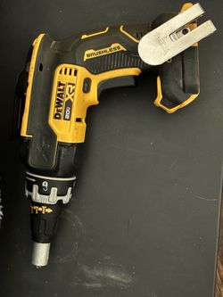 Drywall dewalt drill