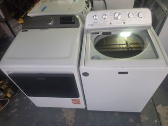 (Like New) Maytag Glasstop Topload Washer & (Electric) Dryer With Warranty