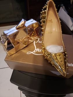 NEW SHOES SIZE 10 WITH MATCHING CLUTCH BAG 