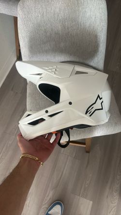 Helmet (Size M 57-58)