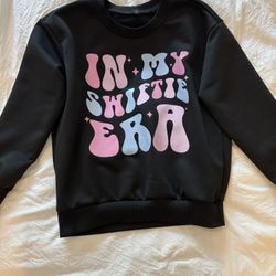 Girl’s Sweatshirt 9T Swiftie Era 