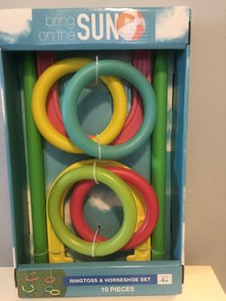 $10 Ringtoss &Horseshoe game it’s brand new and pick up Gahanna