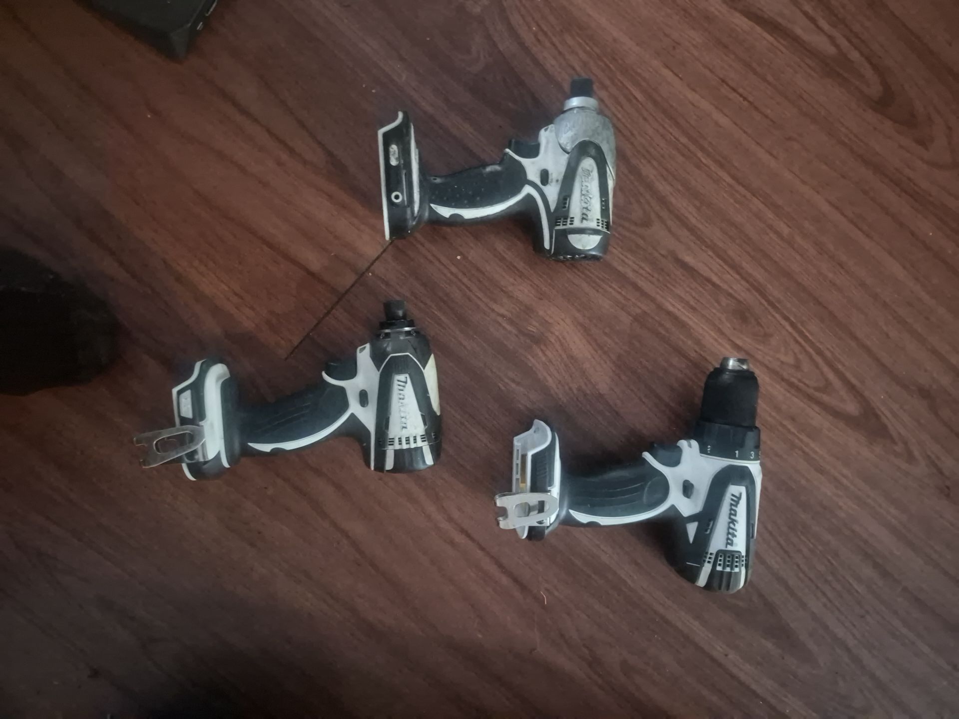 Makota drills
