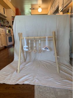 Baby play gym - foldable