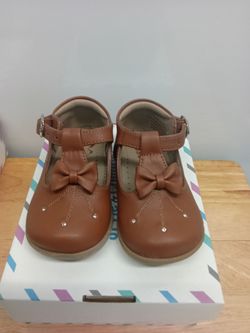 Girls Tan Leather T-Bar  shoes