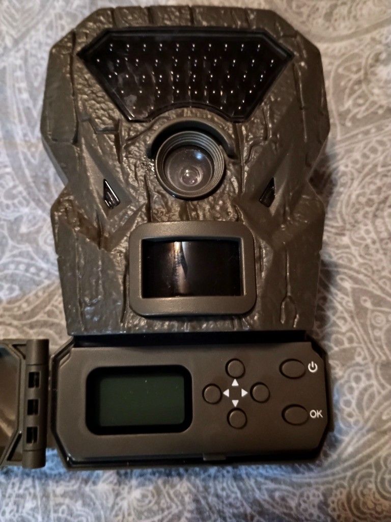 Treeline Trail / Game Camera