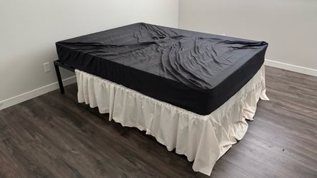 Metal Platform Bed Frame (Queen)