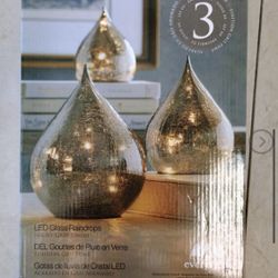 Drops decor lights up