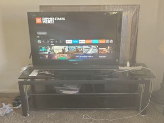 Sony 40' BRAVIA 1080p HD LCD TV(KDL-40S4100) with TV Stand