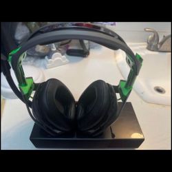 ASTRO Gaming A50 Wireless Dolby Gaming Headset - Black/Green - Xbox One + PC