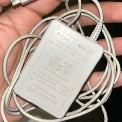 Nintendo charger 3DS/ DSi/DSi XL/ 2DS/ 2DS XL 