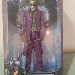 2009 BATMAN movie master THE JOKER figure