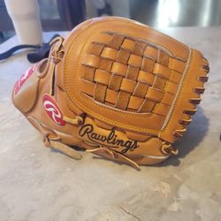 Rawlings Gold Glove! New 