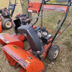 snowblowers 