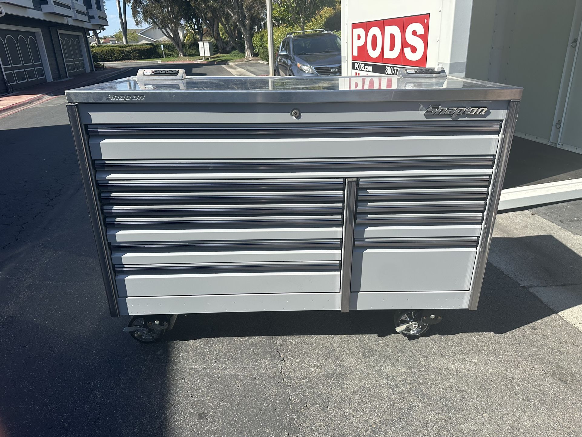 SNAP-ON “EPIC” Roller Box and Tools