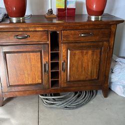 Wine Hutch