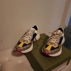 Size 12.5 Us Me Gucci Sneakers 