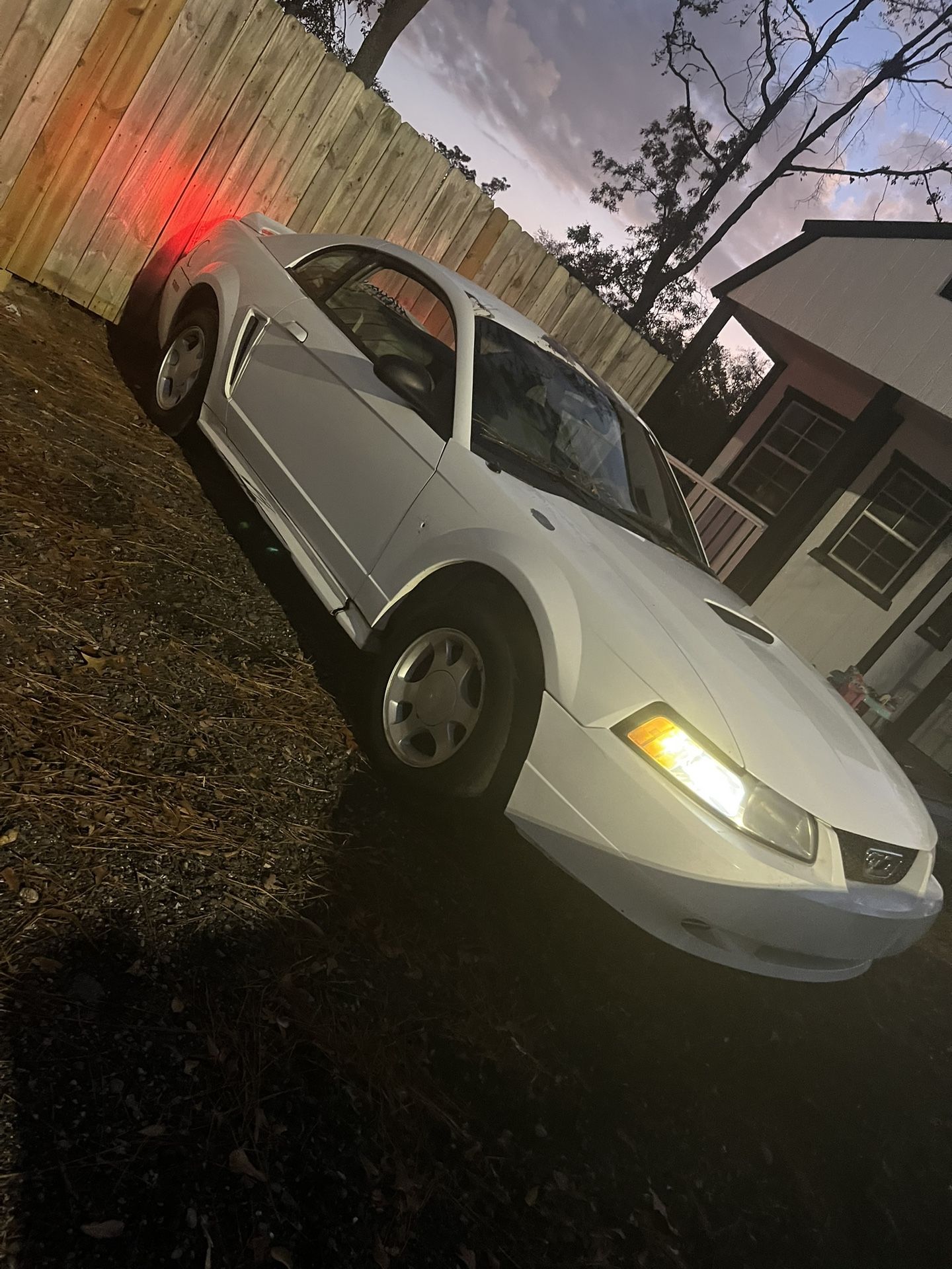 2000 Ford Mustang