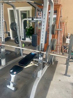 Weight cage in excellent condition.