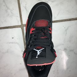 Jordan 4s Red Thunder 