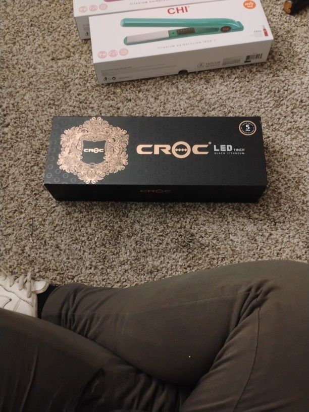 Croc Hair straightener, Black, Regular Price 145.00 Sale For 100.00