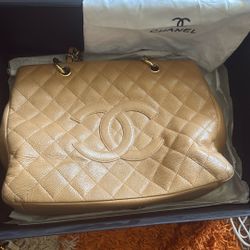 Chanel Tote (Vintage)