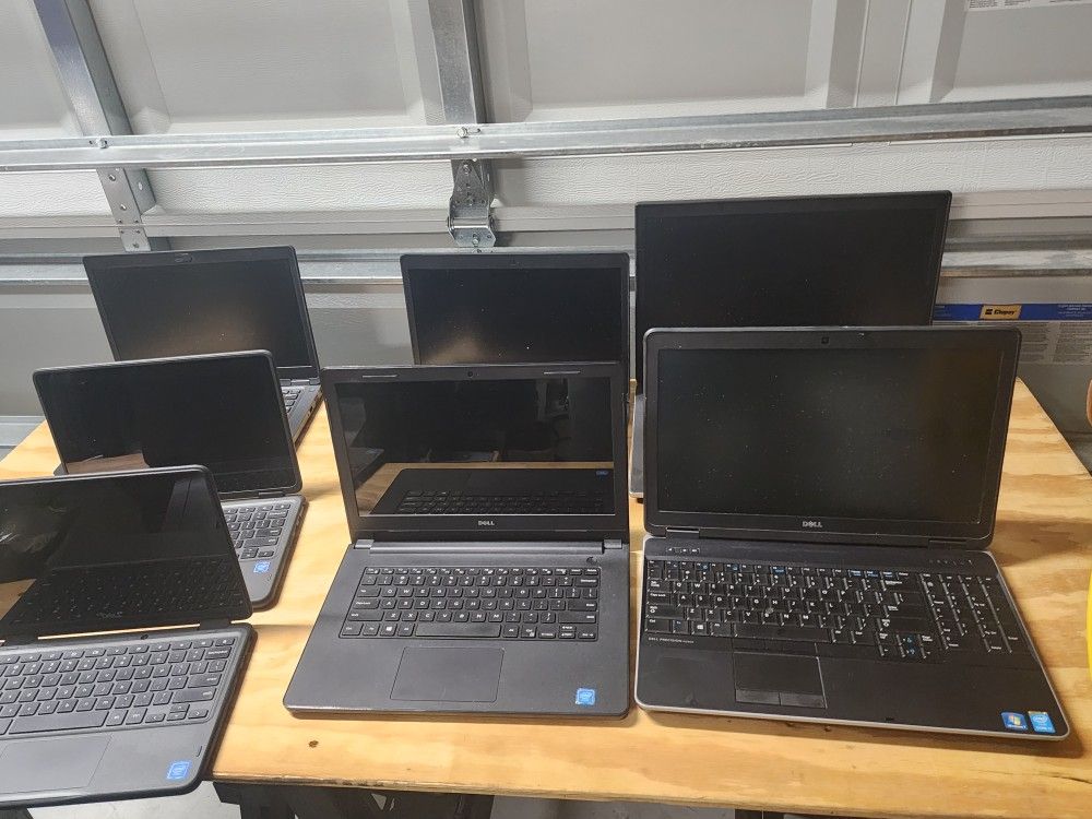 Lot Of 7 DELL LAPTOP COMPUTERS 