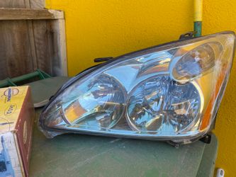 Lexus headlight