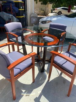 Dining table set