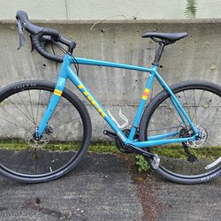 Trek Checkpoint ALR 5 Gravel Bike (2021)