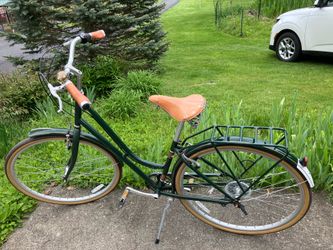 Antique Raleigh bicycle