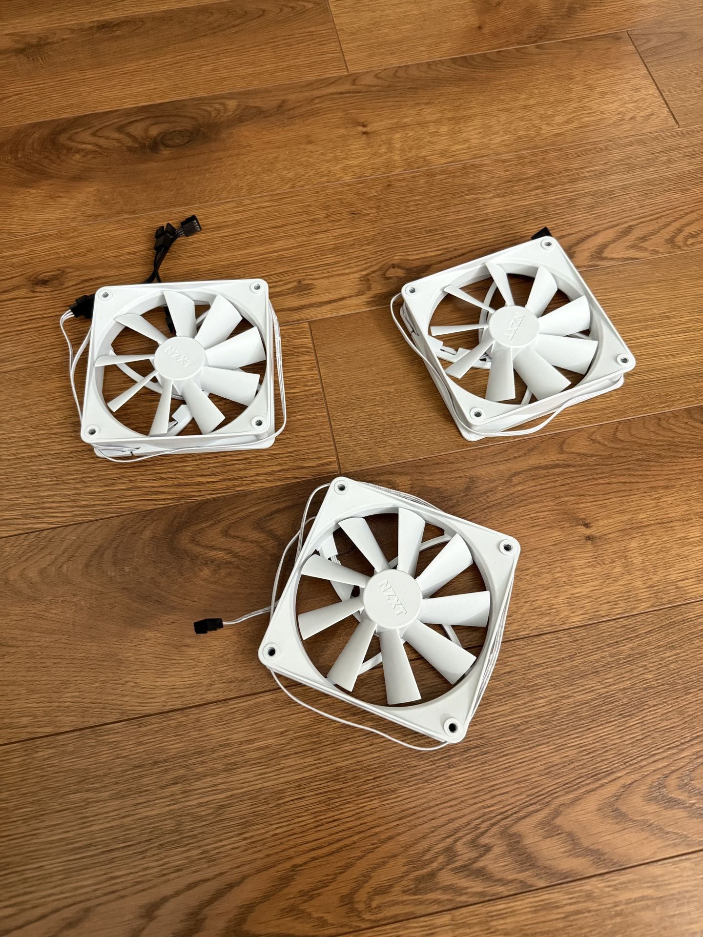 NZXT White Case Fans (120mm, Non-RGB)