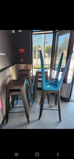 High Tables With High Chairs