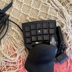 Razer Nostromo Gaming Keyboard