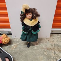 Porcelain Doll 1990s Limited Crackel Barrel Doll